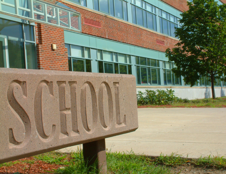 Receive emergency notification with *astTECS public address system for hospitals